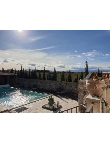 Mastering information security in total immersion with a french teacher in South France